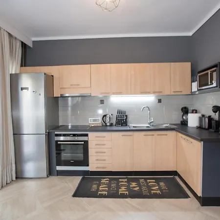 Krystal Seaview Lux