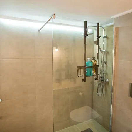 Krystal Seaview Lux *