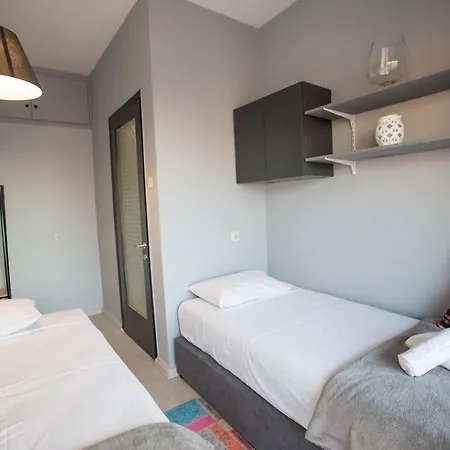 Krystal Seaview Lux 公寓