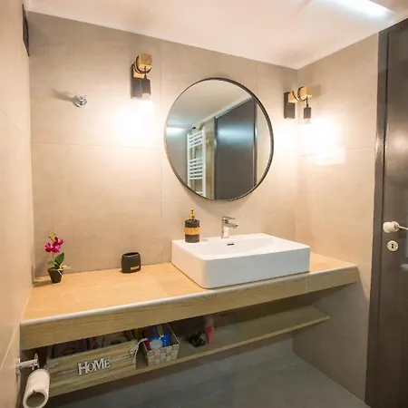 Krystal Seaview Lux