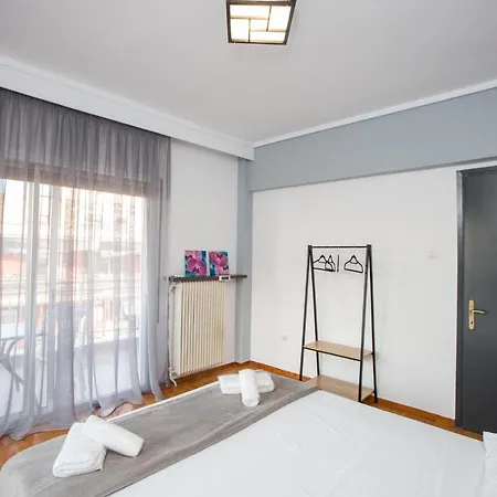 Krystal Seaview Lux